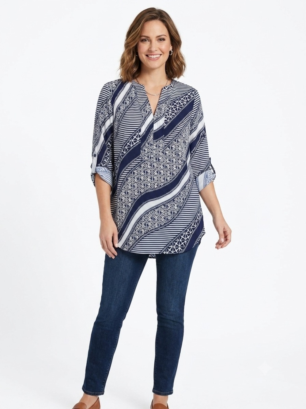 Roaman's NWOT Navy & White Geometric V-Neck Blouse Tab Sleeve No Stretch